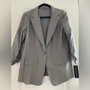 Courtenay Women's Light Gray Single-Button Notch Lapel Blazer